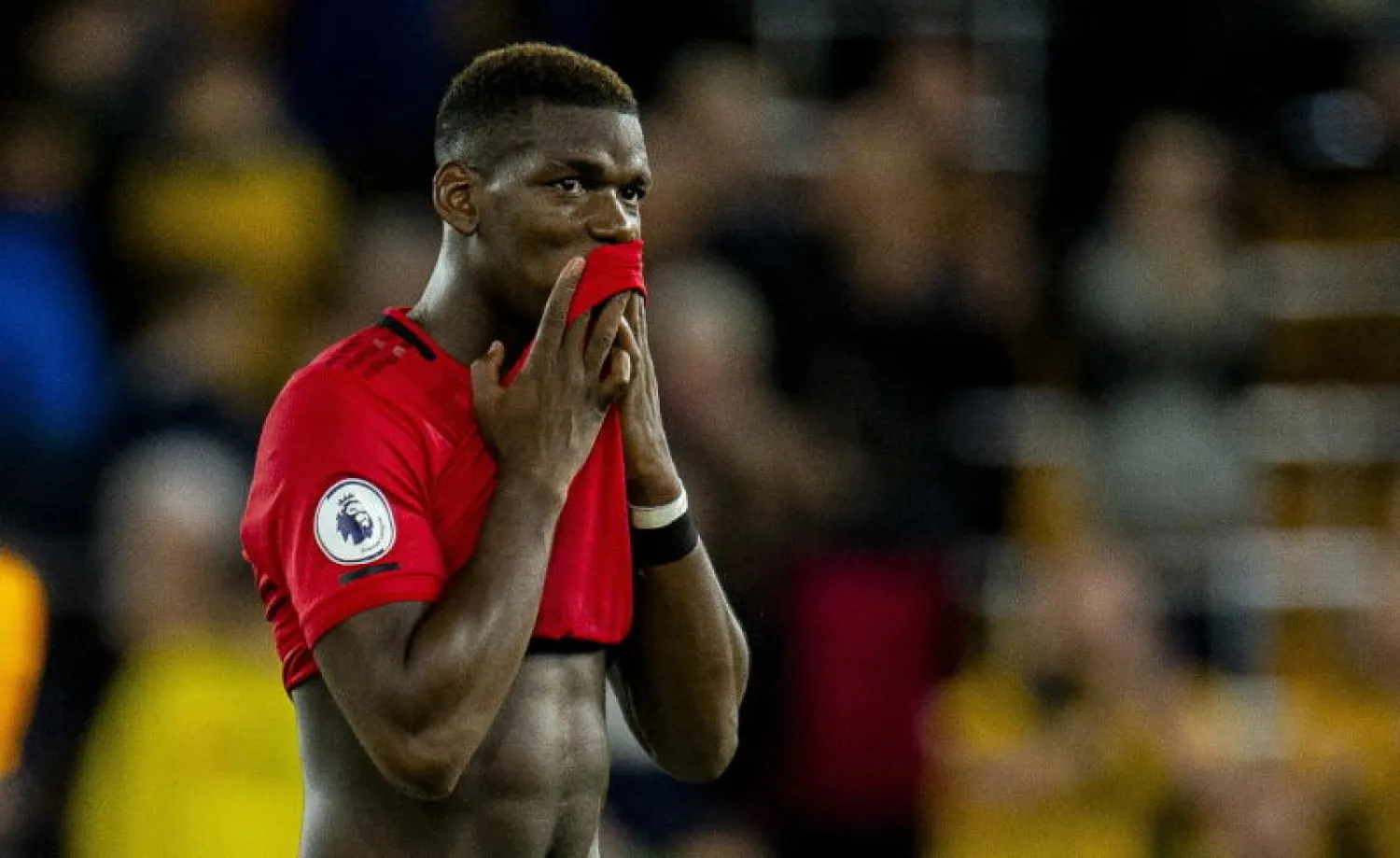 مشاعر الصدمة علي وجه اللاعب بول بوغبا  بعد أهدره  لضربة الجزاء(إ.ف.ب)