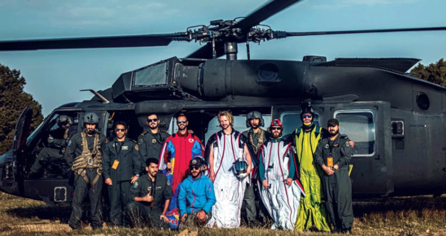 كريس بيرينز بعد تسجيله الرقم الجديد في جبال السودة