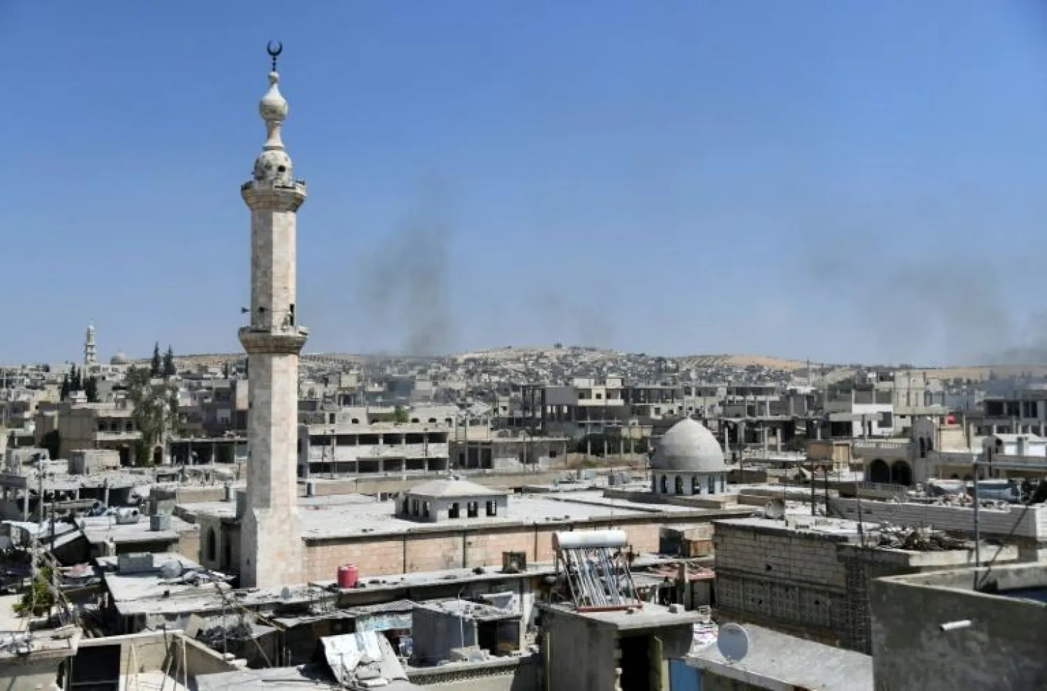 مدينة خان شيخون الاستراتيجية في محافظة إدلب السورية (أ.ف.ب)