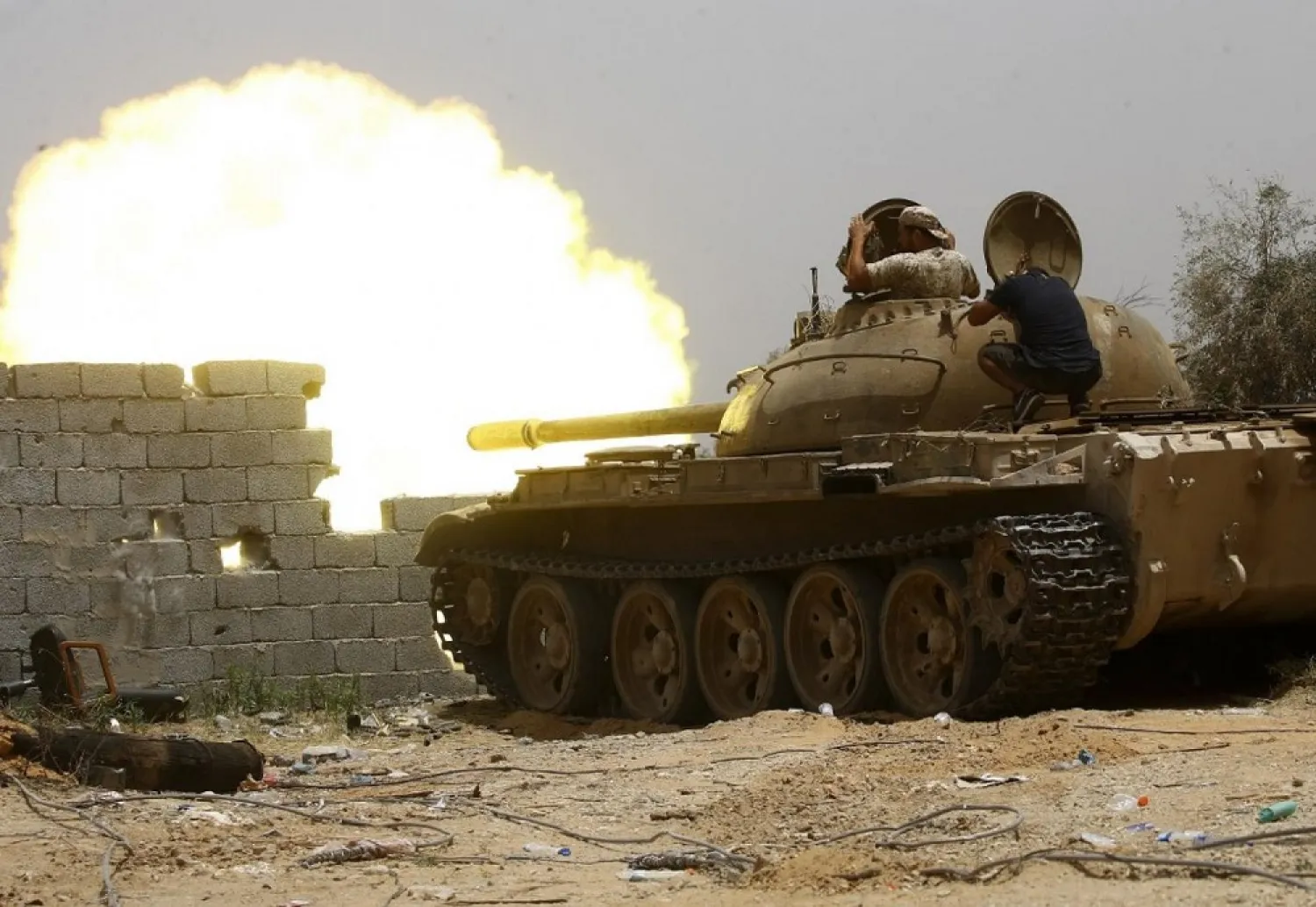 The Libyan National Army announces the capture of a new region in Gharyan city. (AFP)