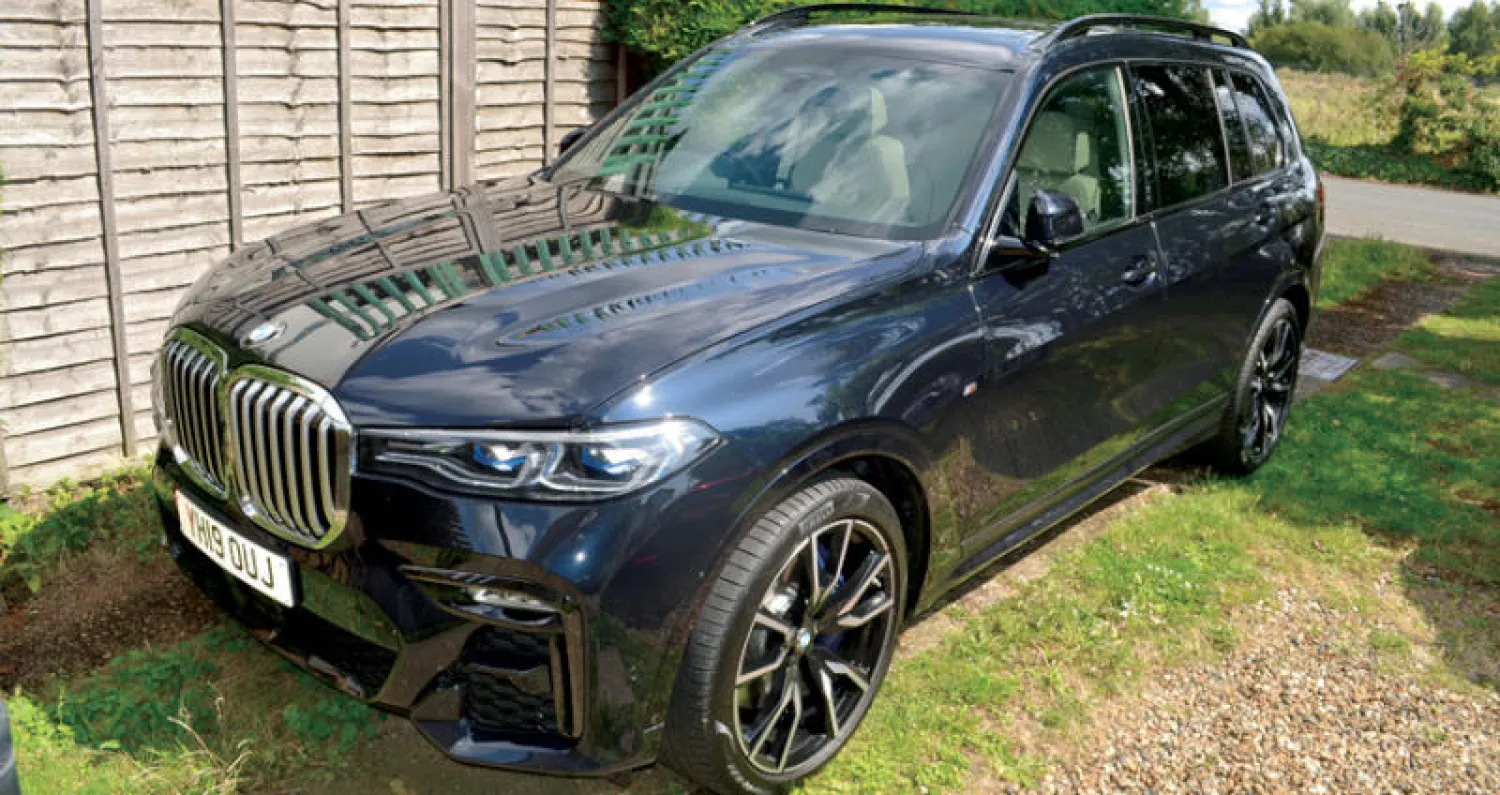 بي إم دبليو «إكس 7»