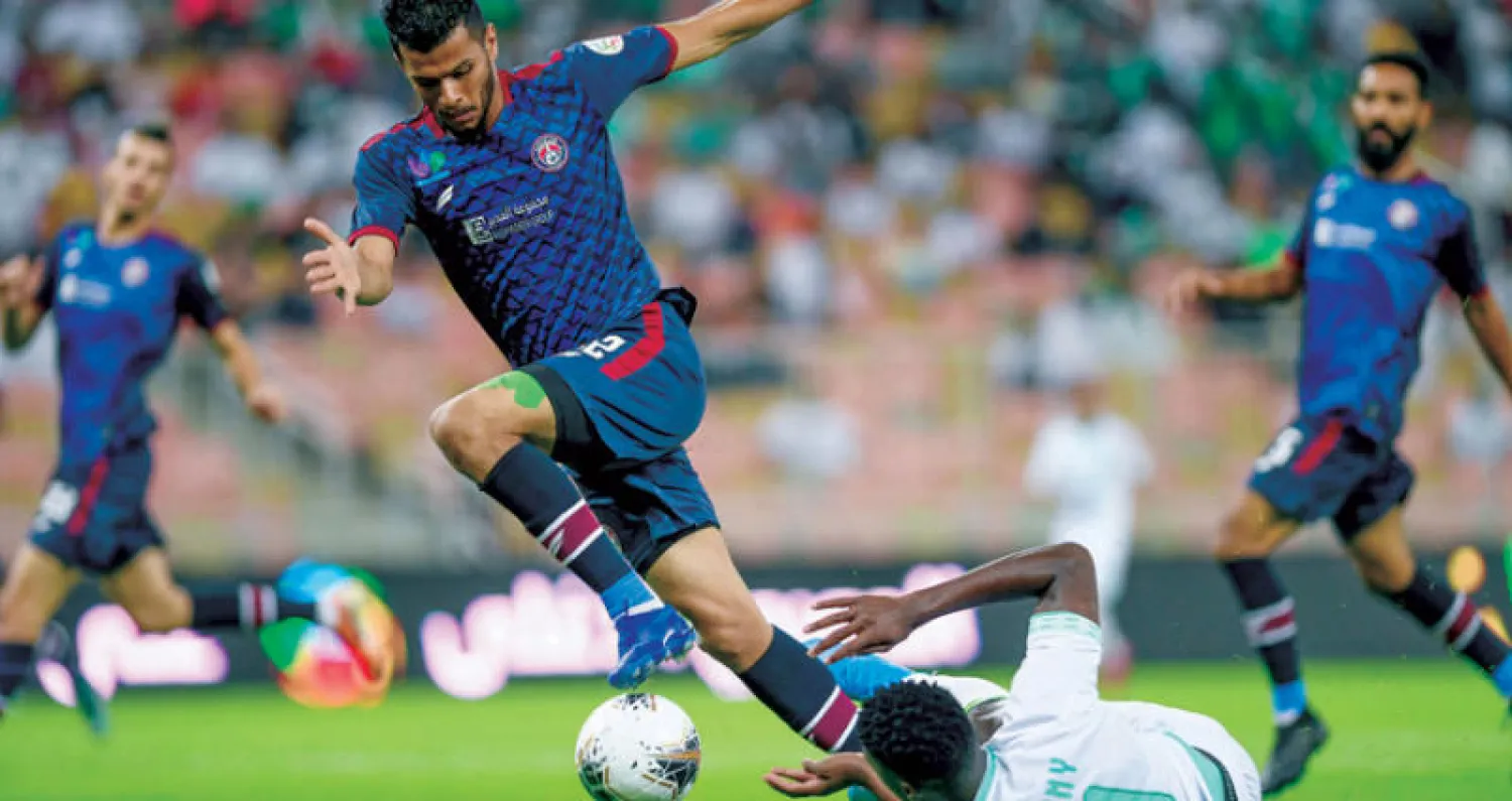 لاعبو العدالة قدموا عطاء فنياً مميزاً أمام الأهلي (تصوير: علي خمج)