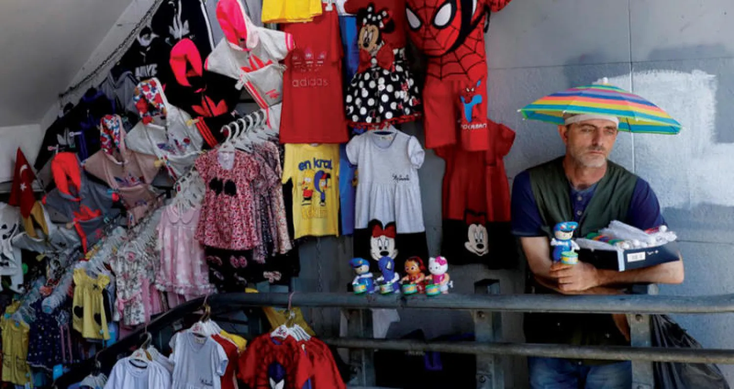 تتزايد الشكوك حول إمكانية تعافي الاقتصاد التركي في ظل انكماشه للربع الثالث على التوالي (رويترز)