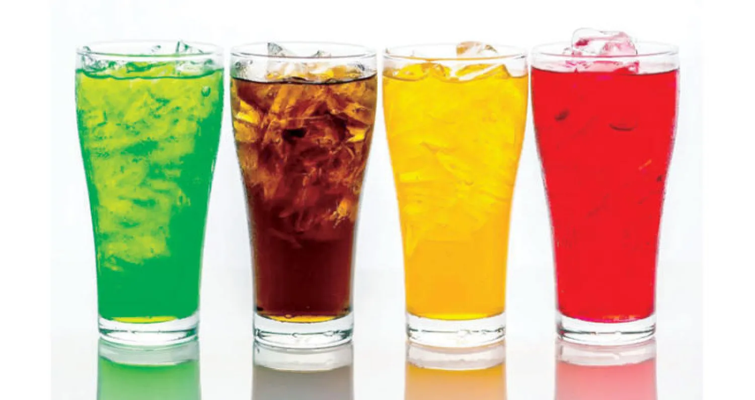 المشروبات الغازية المحلاة أو قليلة السعرات تزيد من خطر الوفاة المبكرة