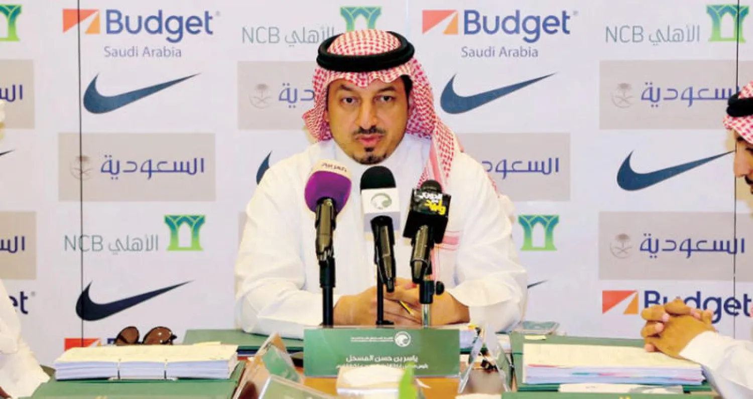 ياسر المسحل يتحدث لوسائل الإعلام بعد الاجتماع (تصوير: عمران حيدر)