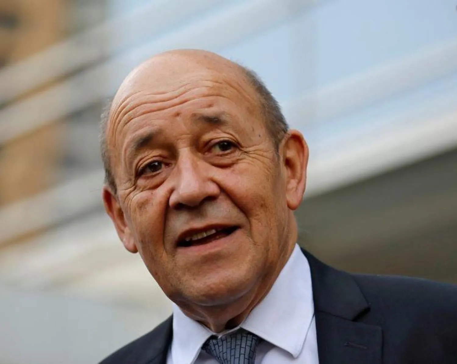 وزير الخارجية الفرنسي جان إيف لودريان (رويترز)