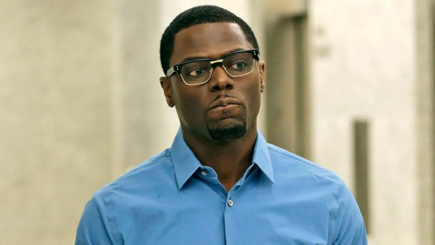 سانديه موسى أثناء وصوله إلى قاعة المحكمة خلال إحدى الجلسات (أ.ب)