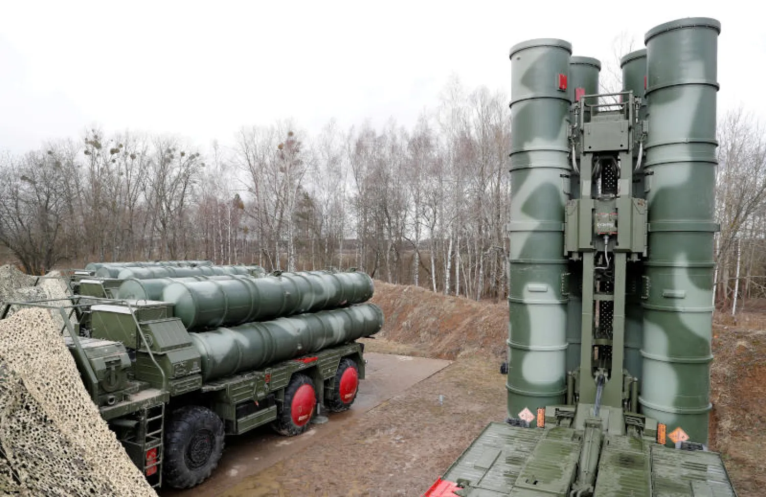 صواريخ أرض - جو من منظومة «إس 400» (رويترز)