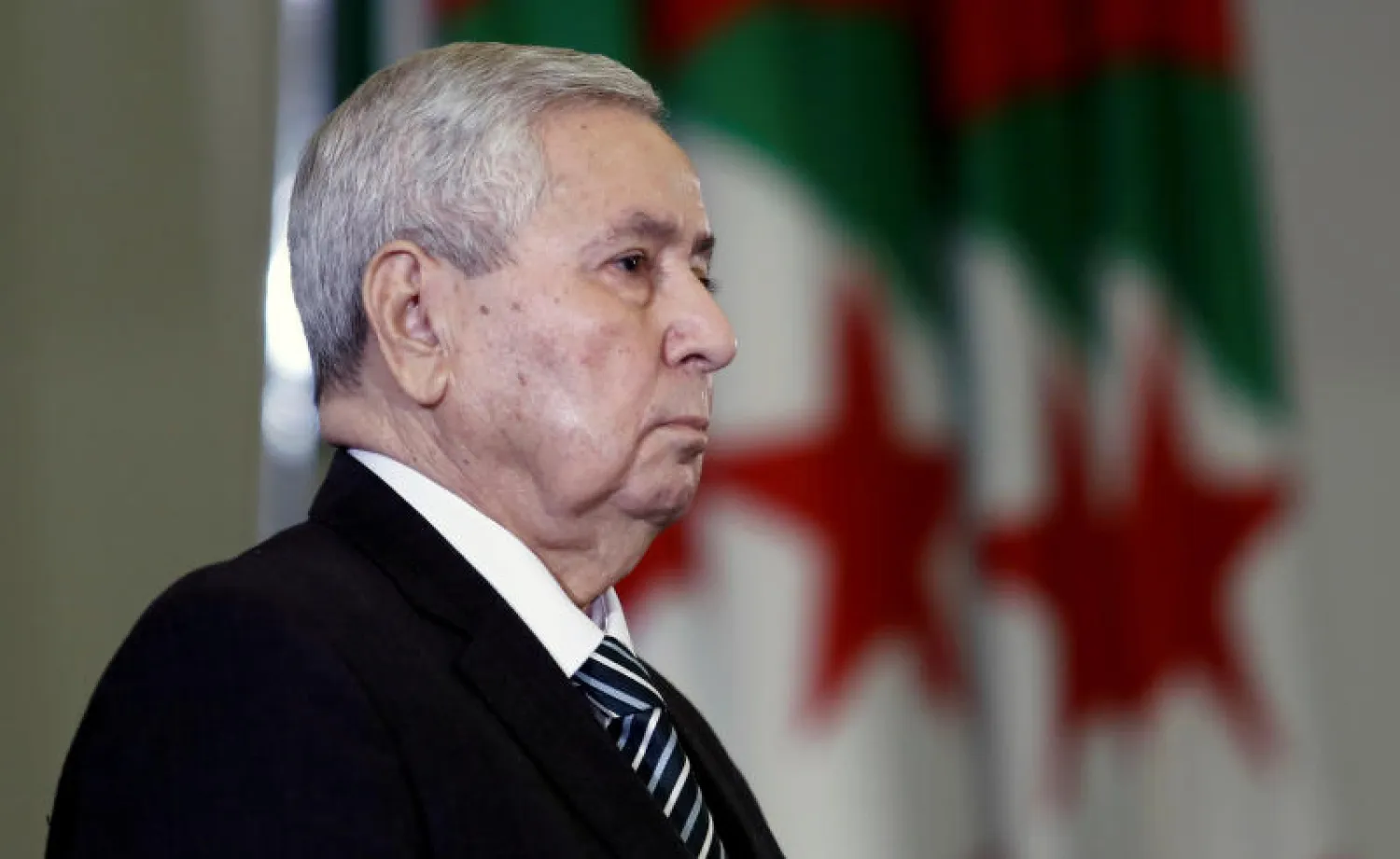 عبد القادر بن صالح الرئيس الجزائري المؤقت (رويترز)