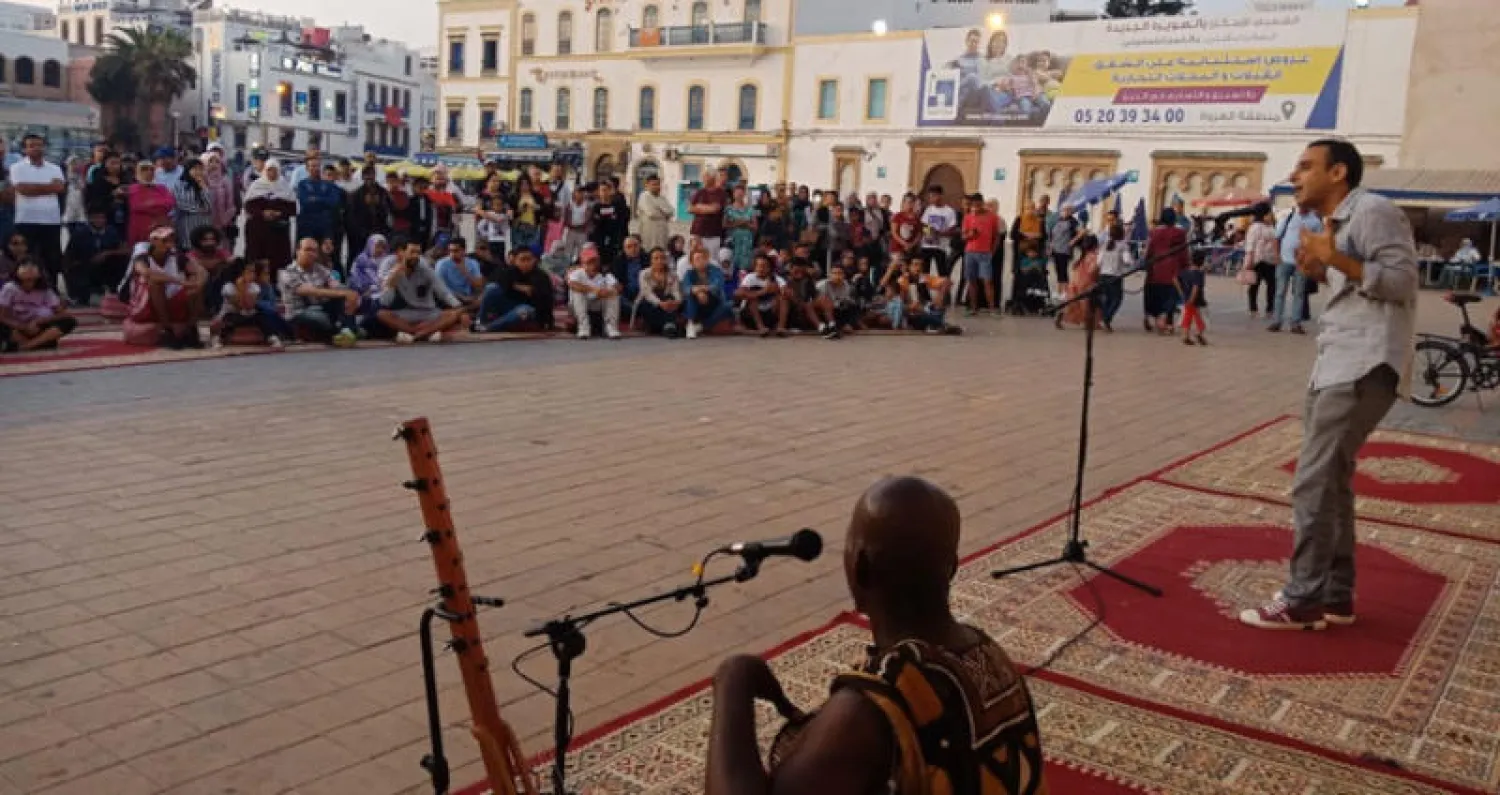 من لقاء «شعر في الشارع» بالصويرة المغربية