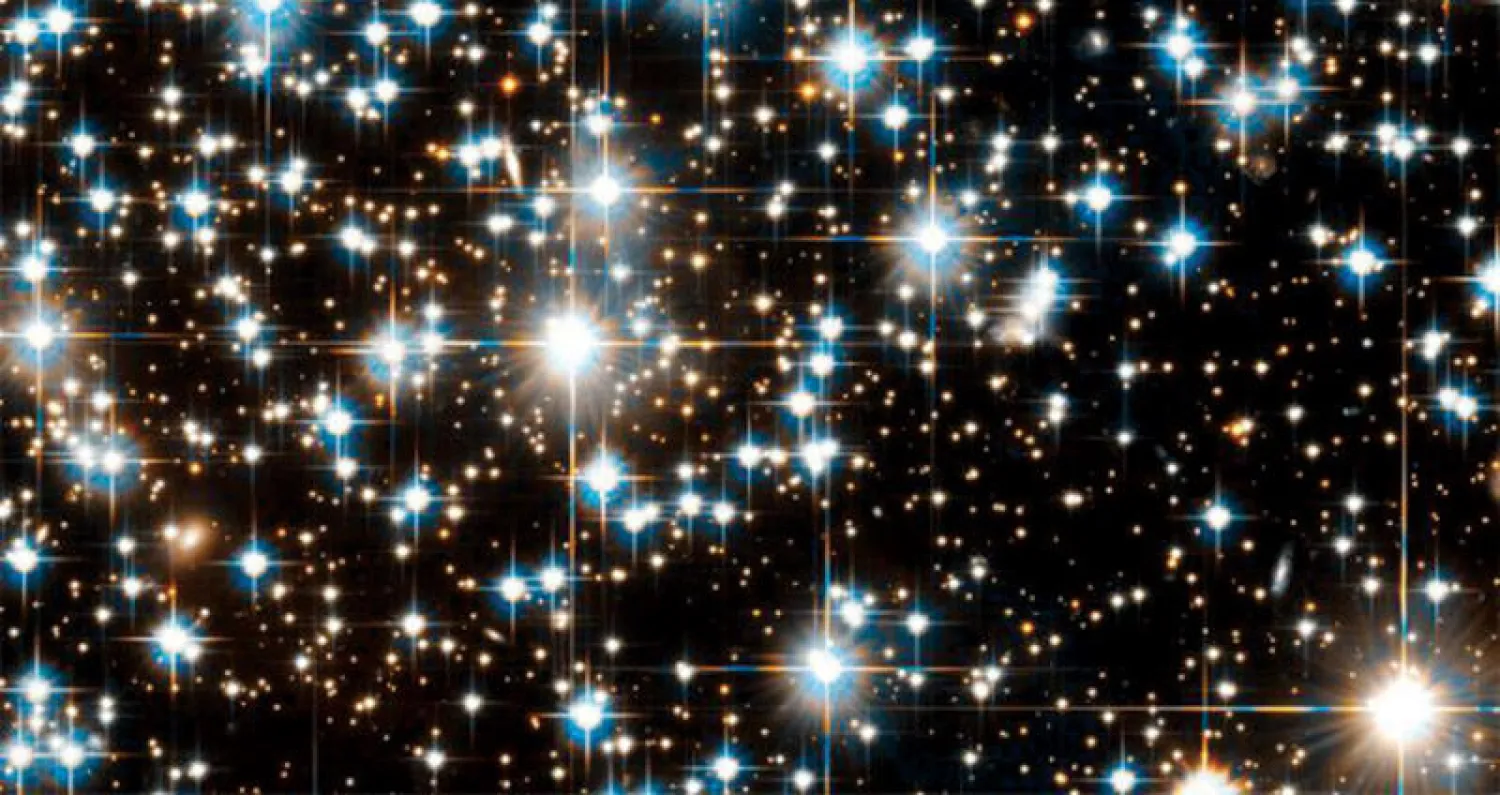 أستراليون يبحثون عن النجوم الأولى في الكون