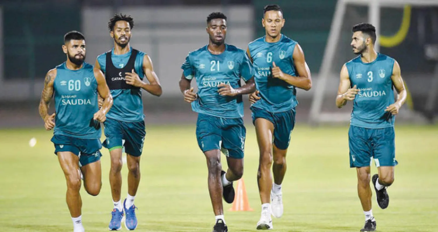 لاعبو الأهلي خلال التدريبات الأخيرة (الشرق الأوسط)