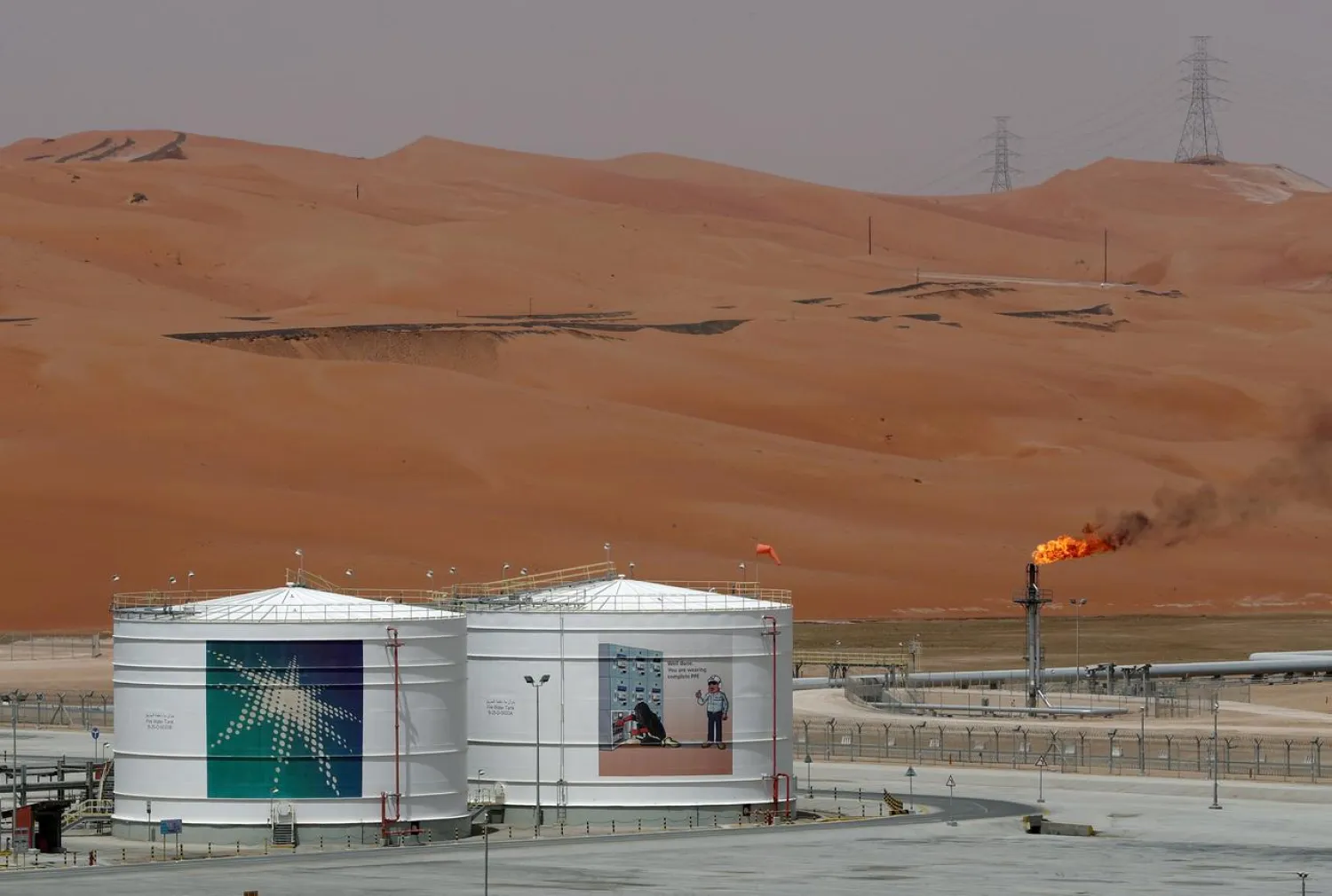 A production facility is seen at Saudi Aramco's Shaybah oilfield in the Empty Quarter, Saudi Arabia, May 22, 2018. (Reuters)
