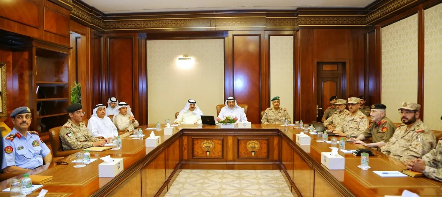 Kuwait intensifies efforts to defend country. (KUNA)