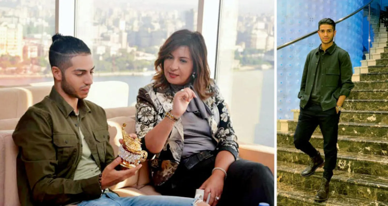 صور نشرها مسعود خلال زيارته للقاهرة  -  وزيرة الهجرة المصرية نبيلة مكرم مع مسعود في القاهرة