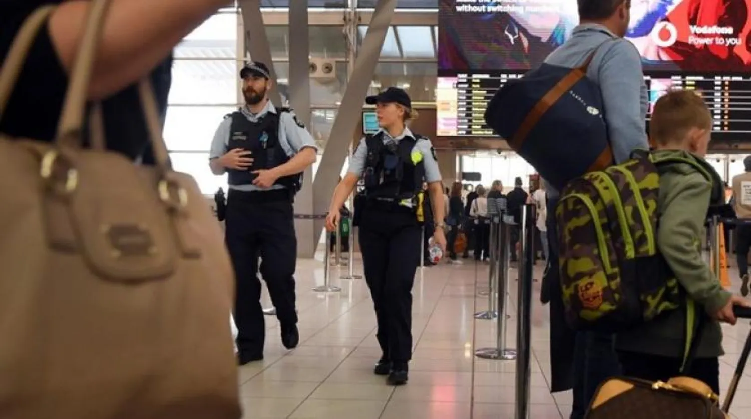 Australian police officers at Sydney airport (AFP/File)
