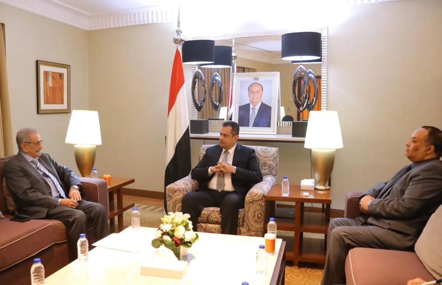 Yemen’s PM meets the newly appointed Central Bank governor on Monday. (Saba)