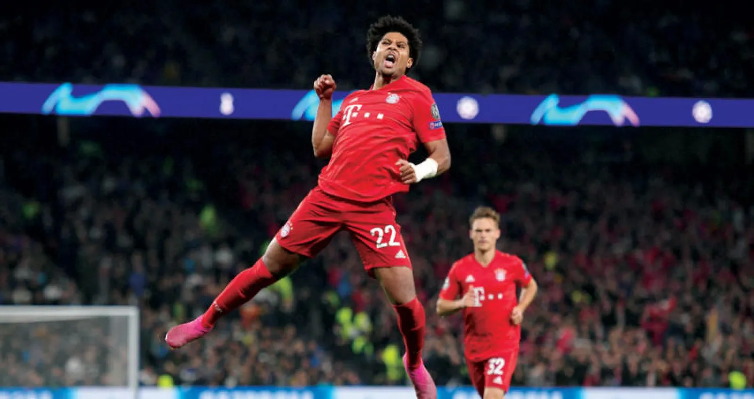 غنابري سجل رباعية من سباعية البايرن التاريخية في مرمى توتنهام (أ.ف.ب)