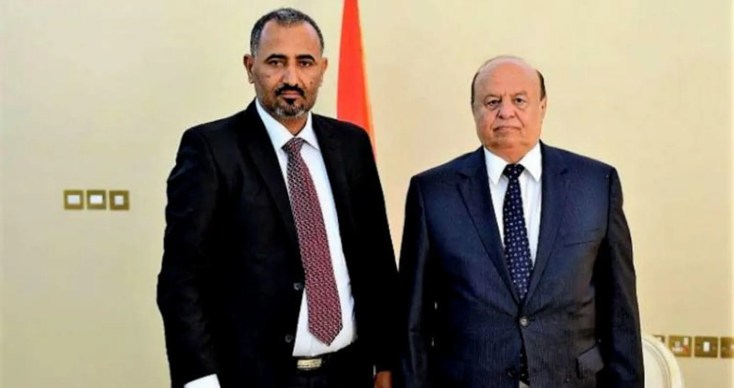 ارشيفية للرئيس اليمني عبد ربه منصور هادي و رئيس المجلس الانتقالي الجنوبي عيدروس قاسم الزُبيدي.