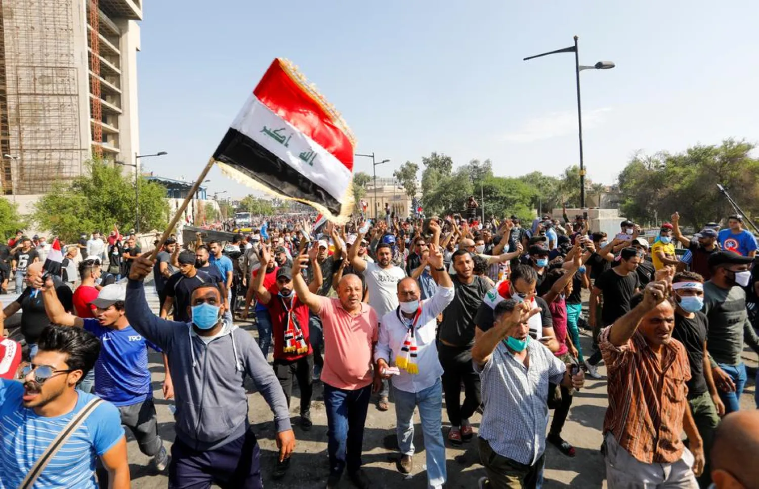 Demonstrators are seen at Al Jumhuriya bridge during a protest over corruption, lack of jobs, and poor services, in Baghdad, Iraq October 26, 2019. REUTERS/Khalid al-Mousily