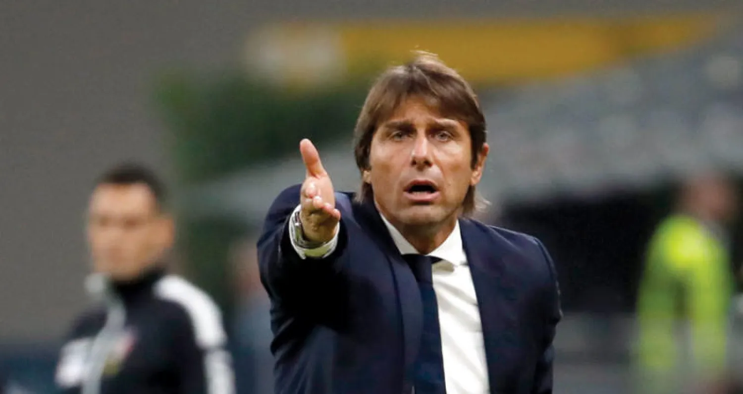 كونتي مدرب الإنتر يأمل في انتصار يعيد فريقه للقمة (أ.ب)