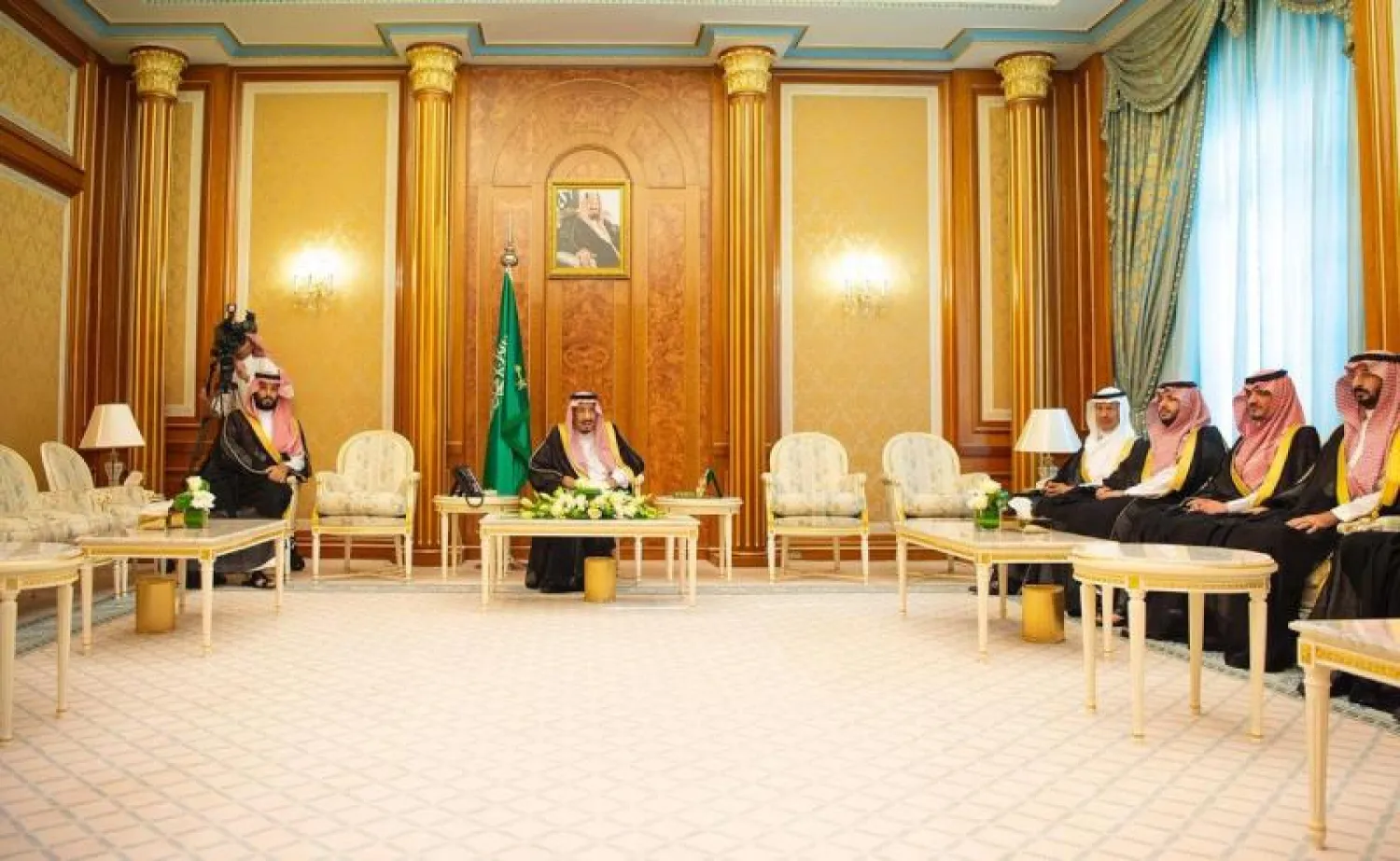 أمام خادم الحرمين الشريفين وبحضور ولي العهد.. وزيرا الخارجية والنقل يؤديان القسم (واس)