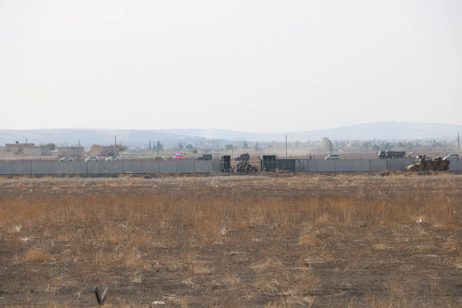 Türk ve Rus askerlerinin Fırat'ın doğusunda ikinci ortak kara devriyesi başladı