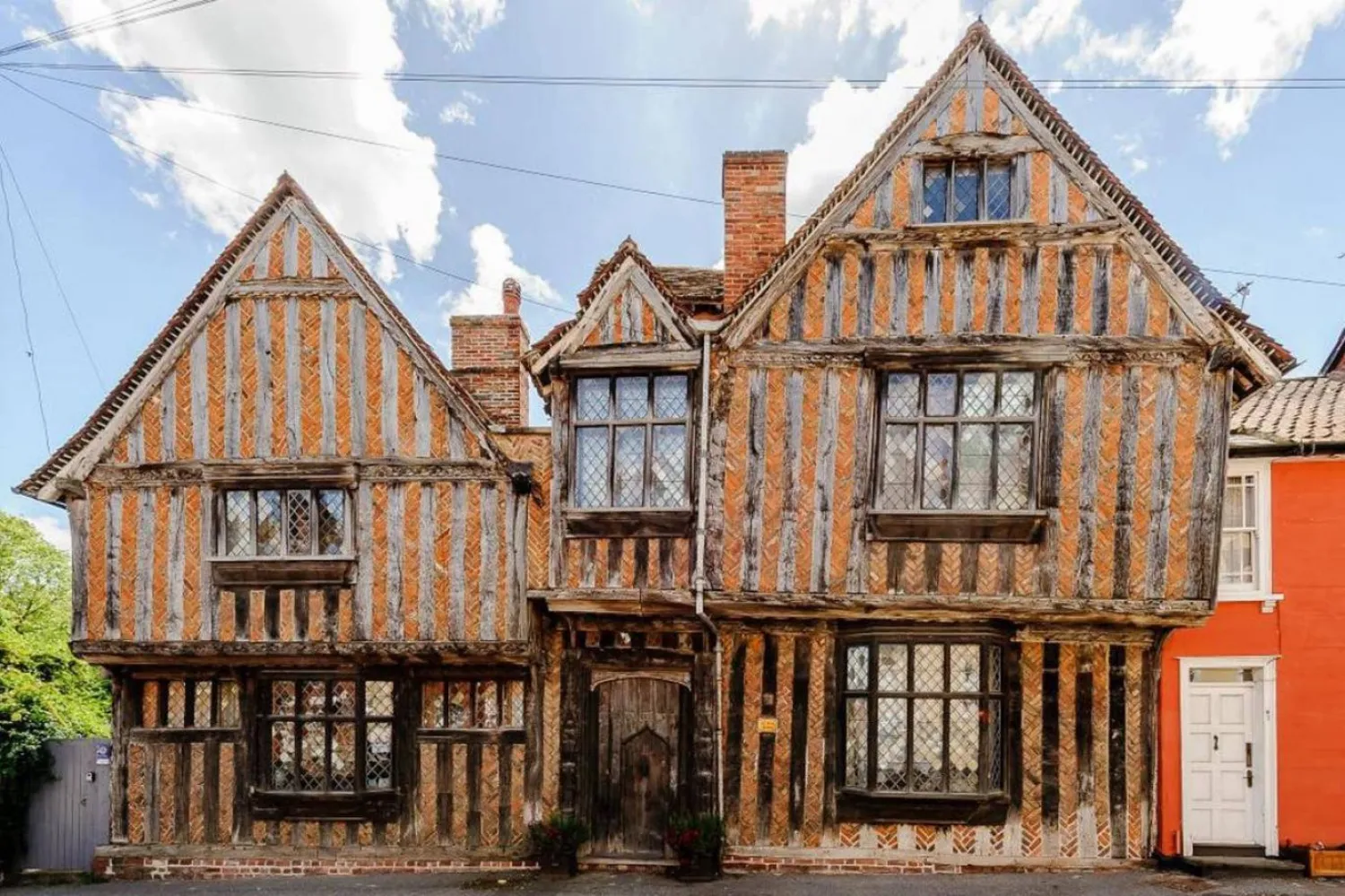 Lily ve James Potter küçük Harry'yle bu evde yaşamıştı (Airbnb)
