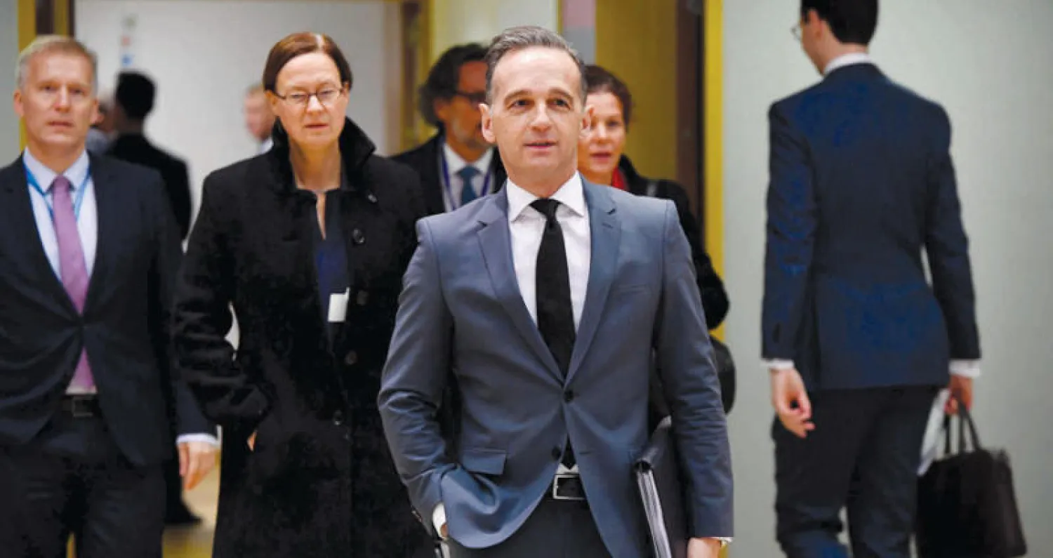 وزير الخارجية الألماني هايكو ماس قبل بدء الاجتماع الوزاري الأوروبي في بروكسل أمس (أ.ف.ب)