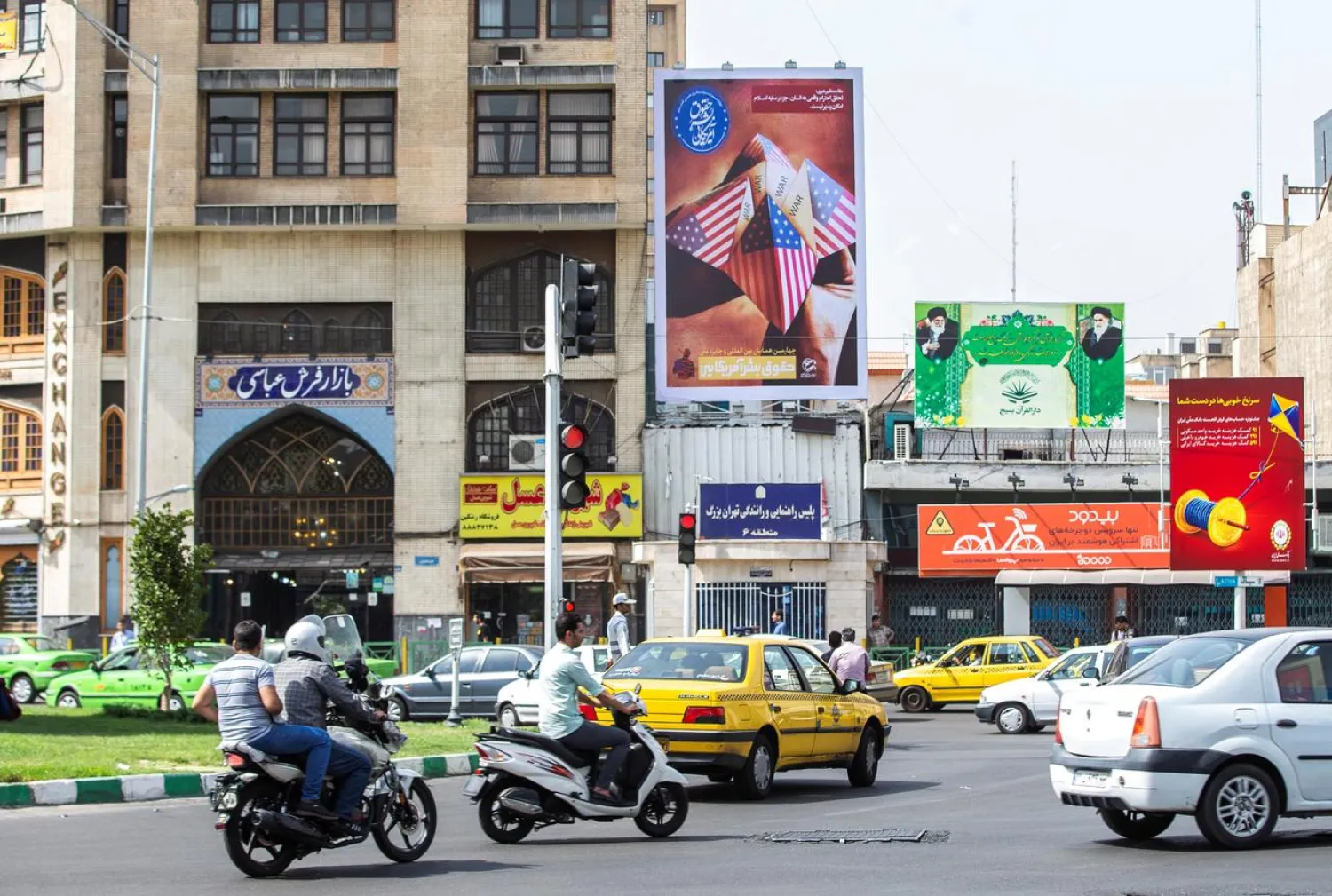 A general view of Ferdowsi Square showing an anti-US mural in Tehran, Iran July 6, 2019. Nazanin Tabatabaee/ WANA (West Asia News Agency) via REUTERS