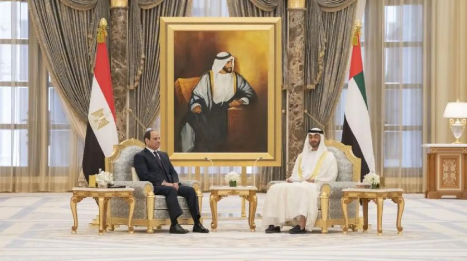 Abu Dhabi's Crown Prince receives the Egyptian President. WAM