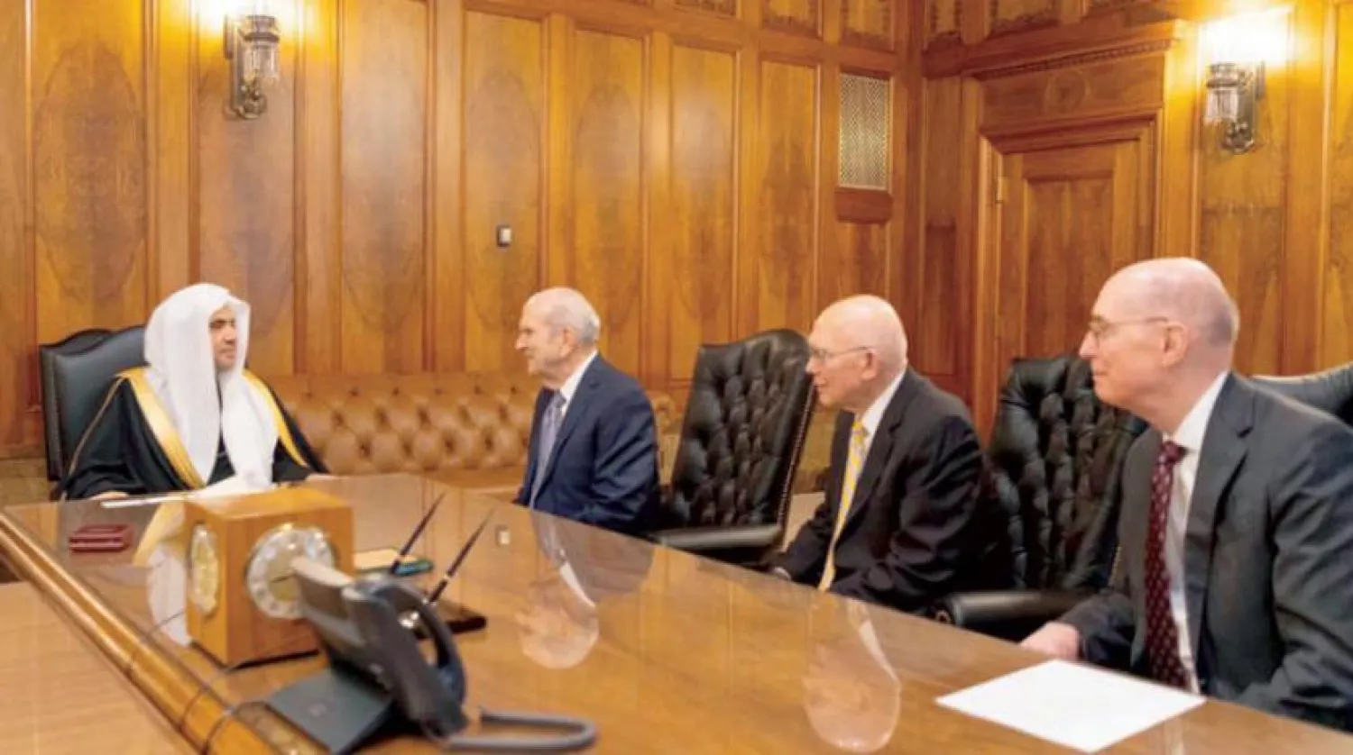 Secretary General of the Muslim World League (MWL) Sheikh Dr. Mohammed bin Abdulkarim Al-Essa in Utah, AAAWSAT ARABIC.