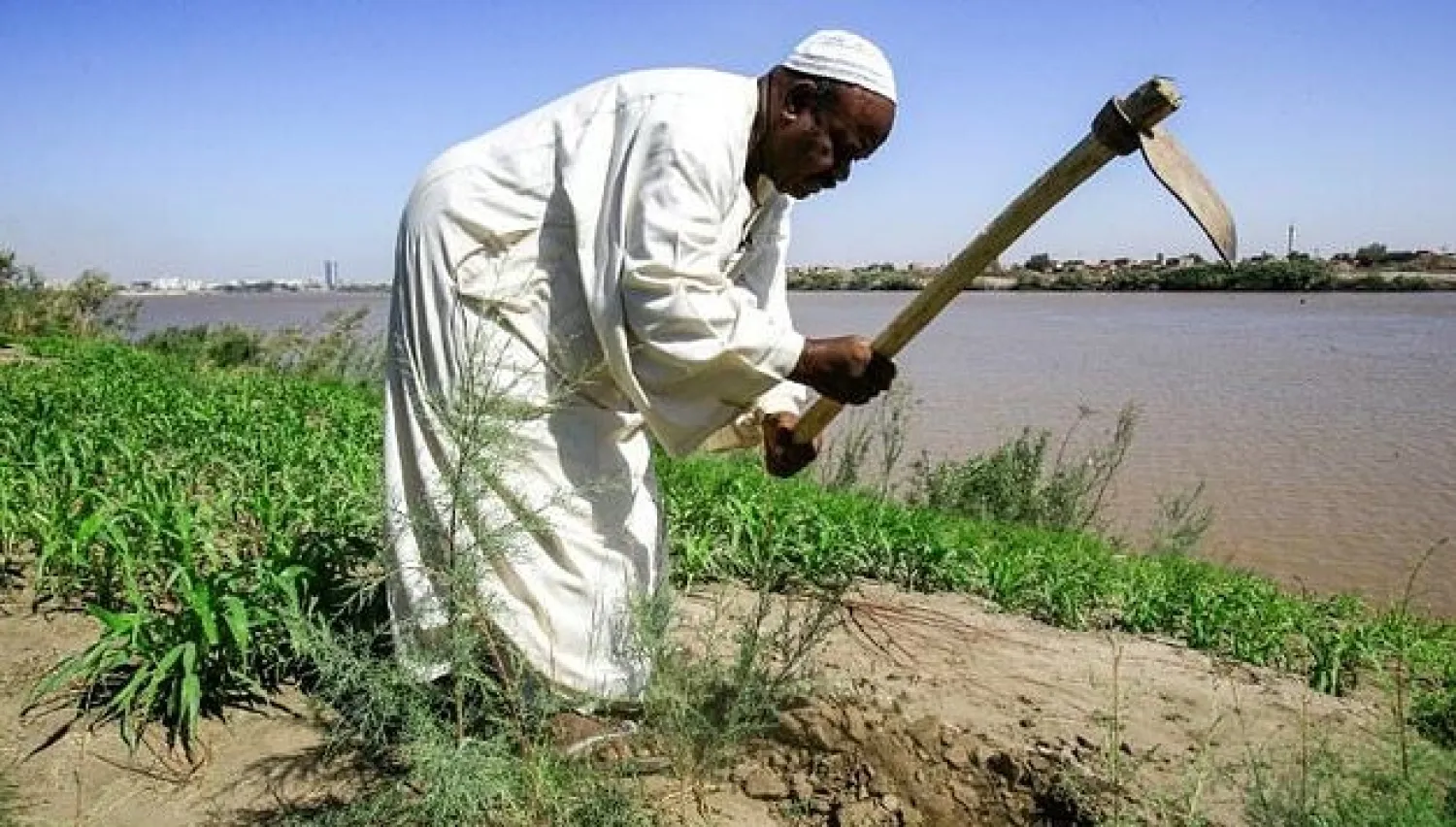 Sudanese farmers like Othman Idris say Ethiopia's construction of a controversial dam on the Blue Nile is a dream come true that would regulate flooding during rainy seasons. AFP
