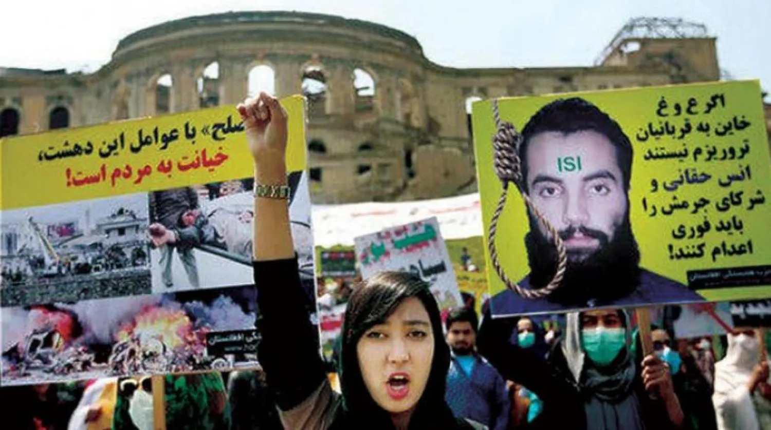 Afganistan’a terörizm yaymakla suçlanan Taliban liderinin serbest bırakılmasına karşı Kabil’de düzenlenen protesto gösterileri (New York Times)