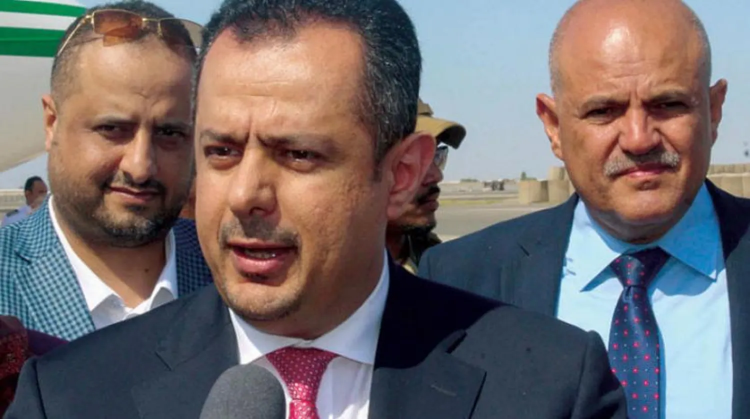 Yemen Başbakanı Muin Abdulmelik, geçen pazartesi günü gazetecilere açıklama yaparken (AFP)