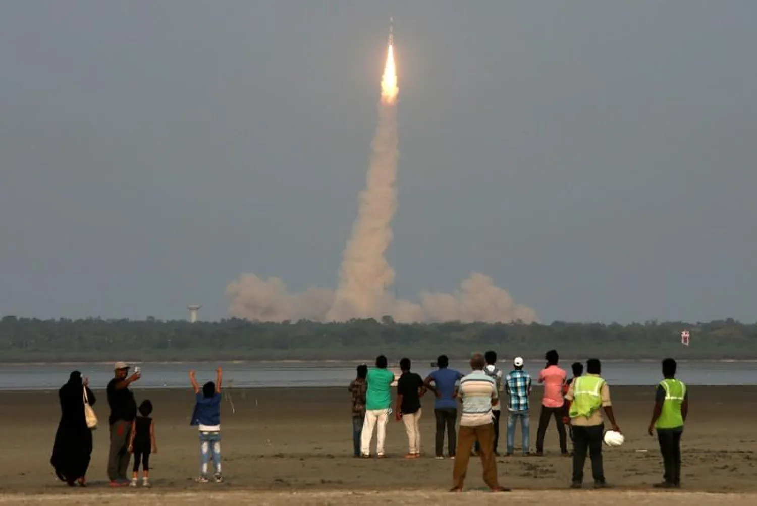 FILE PHOTO: India's Geosynchronous Satellite Launch Vehicle (GSLV-F08) carrying GSAT-6A communication satellite blasts off from the Satish Dhawan Space Center in Sriharikota, India, March 29, 2018. REUTERS/P. Ravikumar/File photo