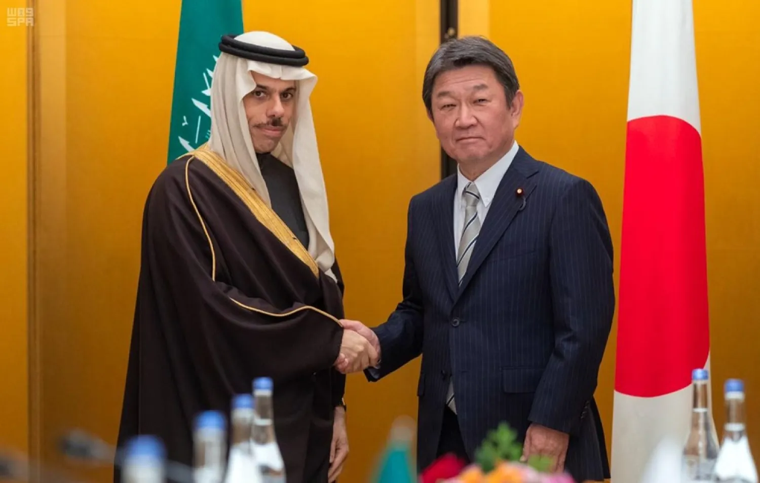 The Saudi foreign minister meets his Japanese counterpart. (SPA)