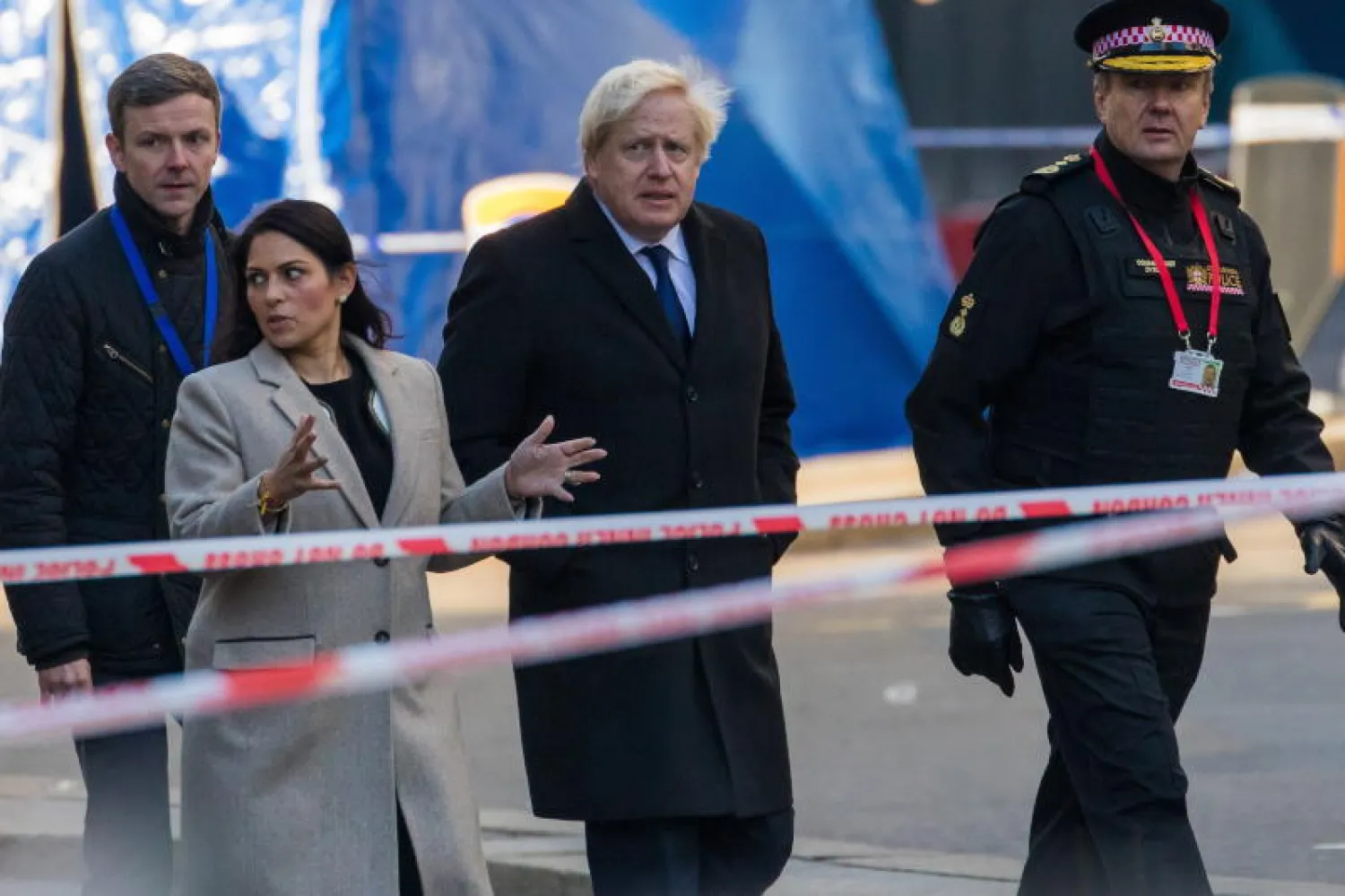 جونسون يتفقد موقع الهجوم الذي وقع في لندن (إ.ب.أ)