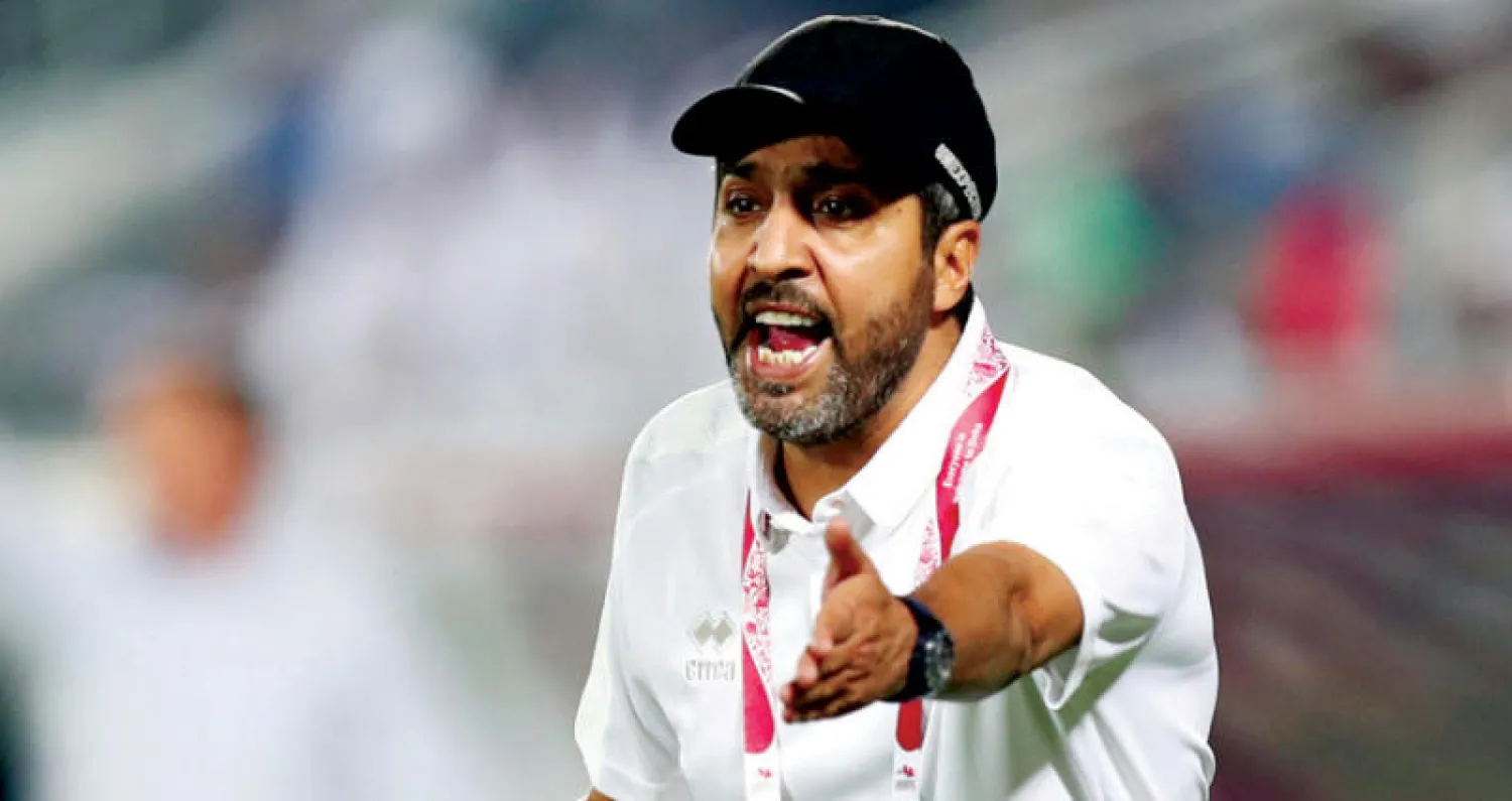 ثامر عناد يأمل في فوز الأزرق الكويتي اليوم (رويترز)