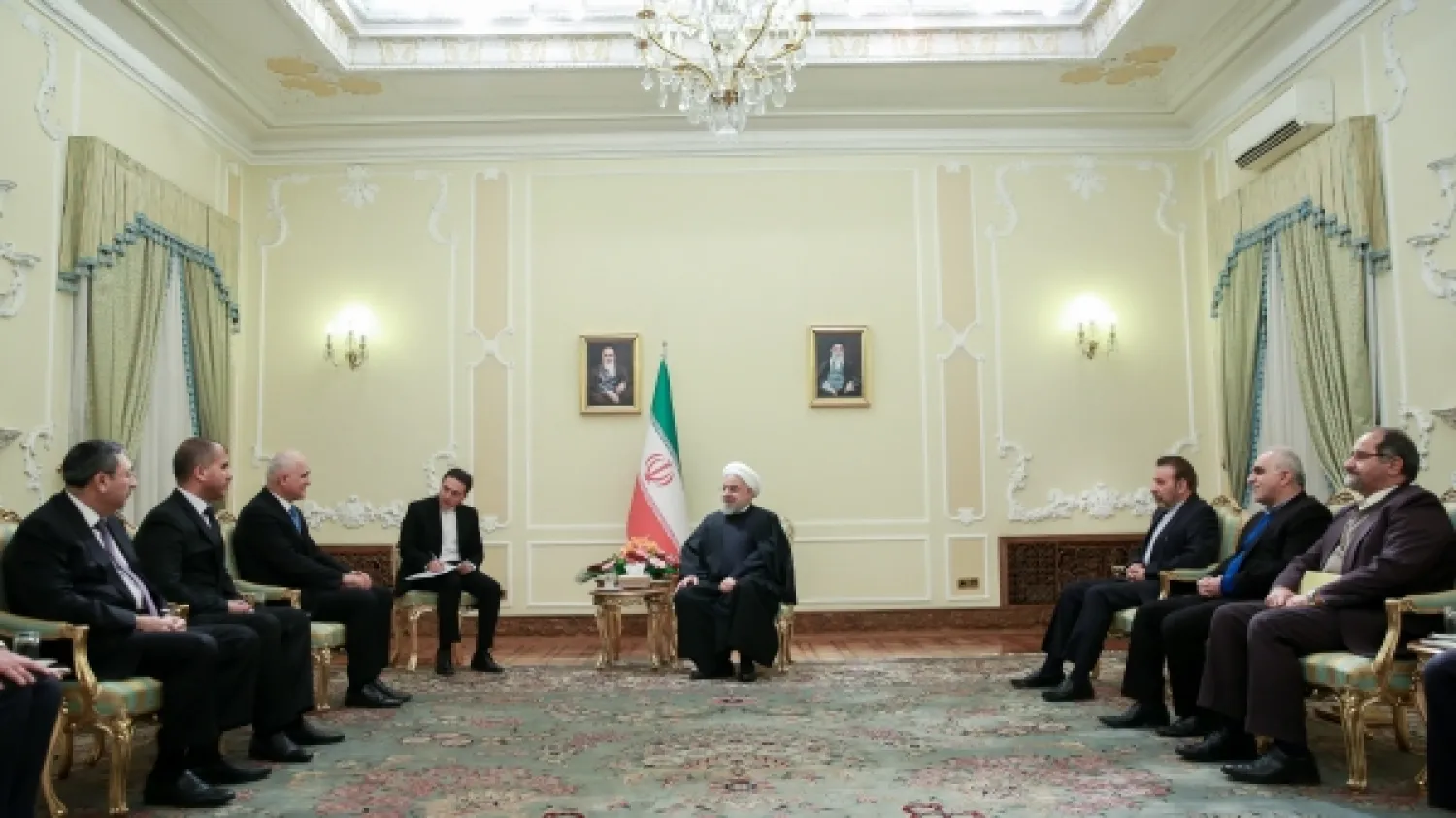 President Hasan Rouhani during his reception of Omani Foreign Minister Yusuf bin Alawi and the upcoming delegations (Iranian Presidency)