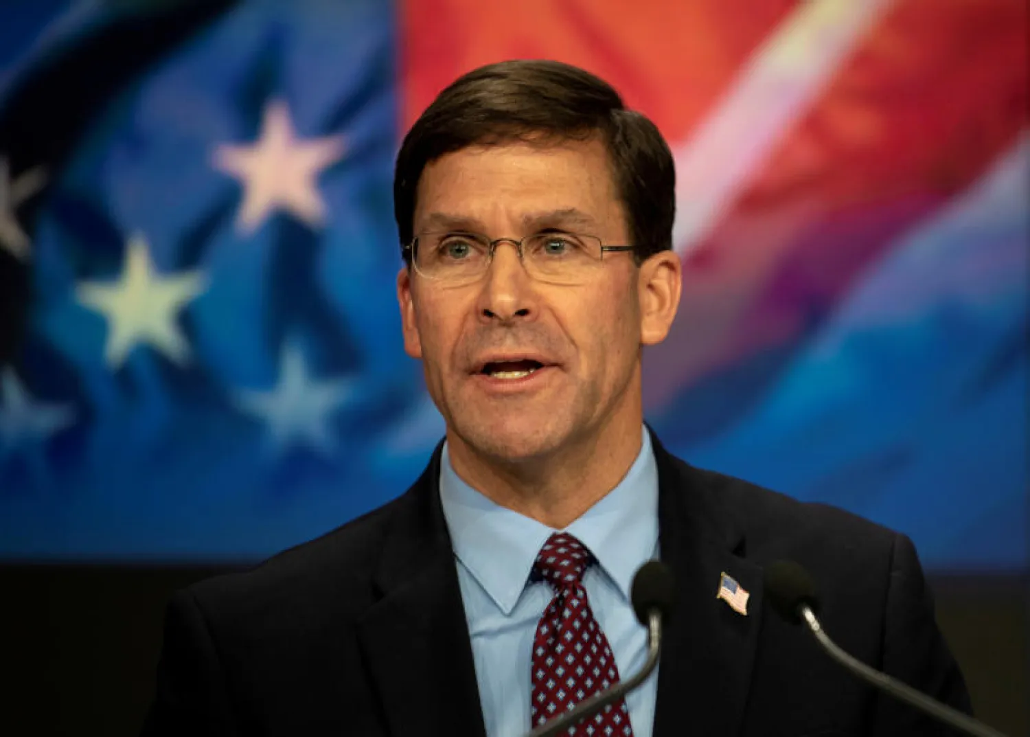 وزير الدفاع الأميركي مارك إسبر (رويترز)