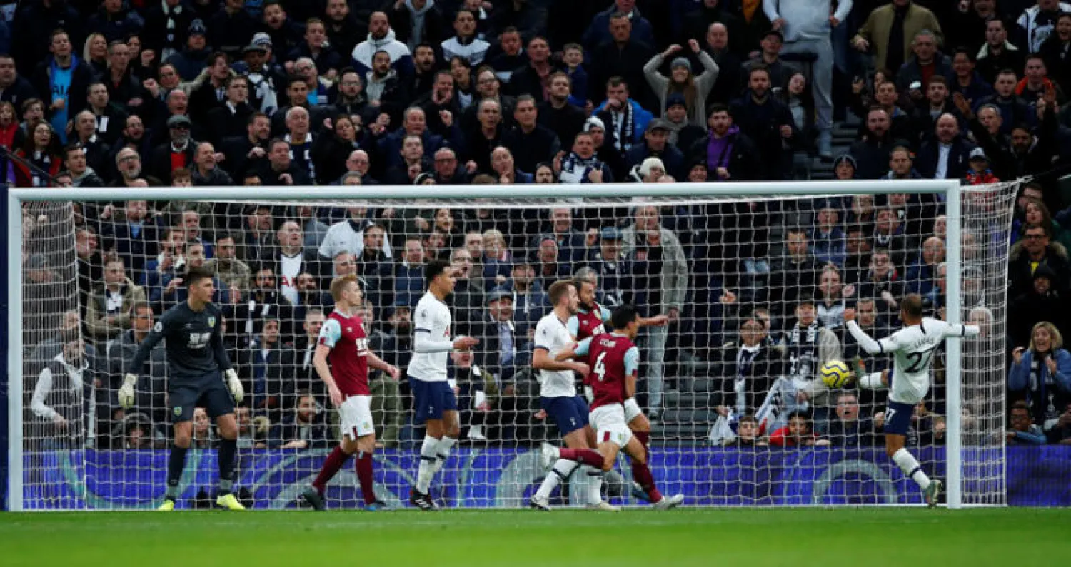 مورا يفتتح أهداف توتنهام (رويترز)