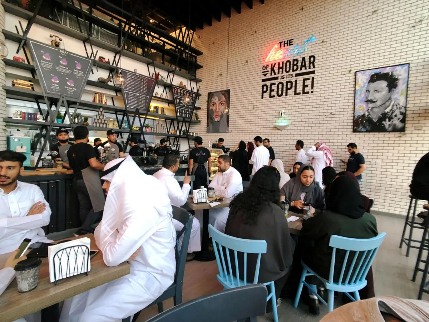 FILE PHOTO: A cafe in Khobar, Saudi Arabia, August 2, 2019. REUTERS/ Hamad I Mohammed/File Photo