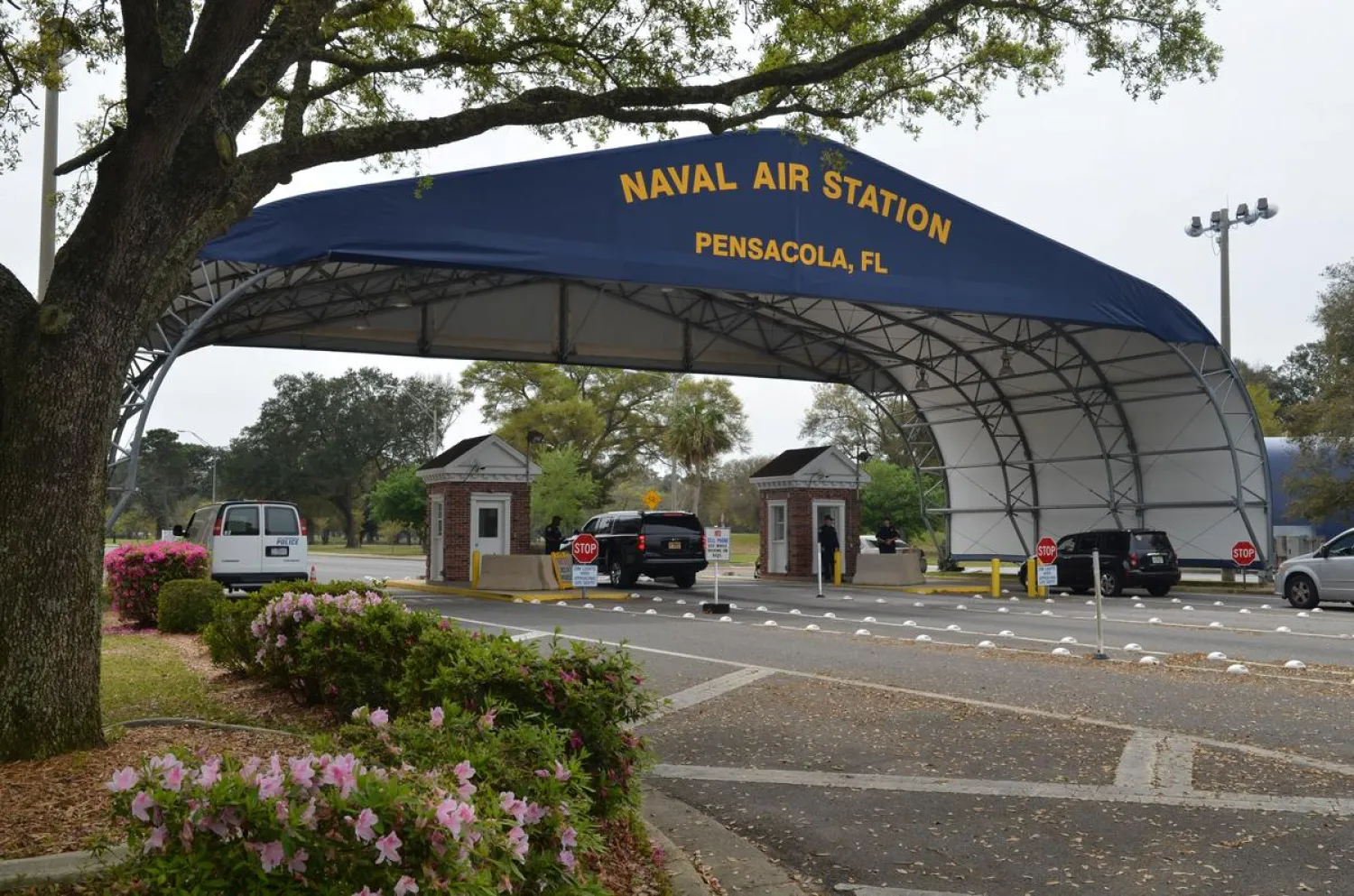 The main gate at Naval Air Station Pensacola is seen on Navy Boulevard in Pensacola, Florida, US March 16, 2016. (Reuters)
