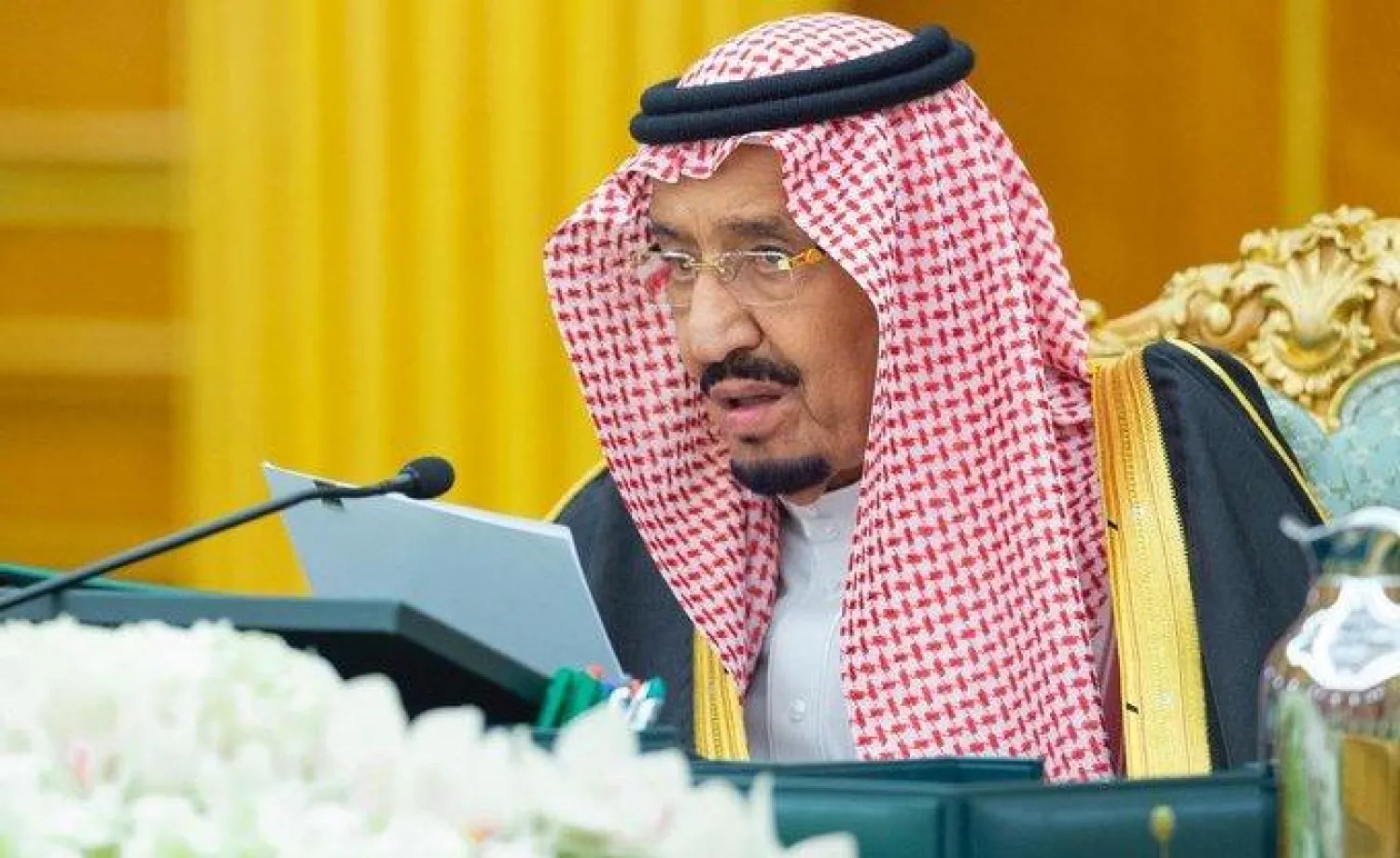 خادم الحرمين الشريفين الملك سلمان بن عبد العزيز خلال ترؤسه جلسة مجلس الوزراء (واس)