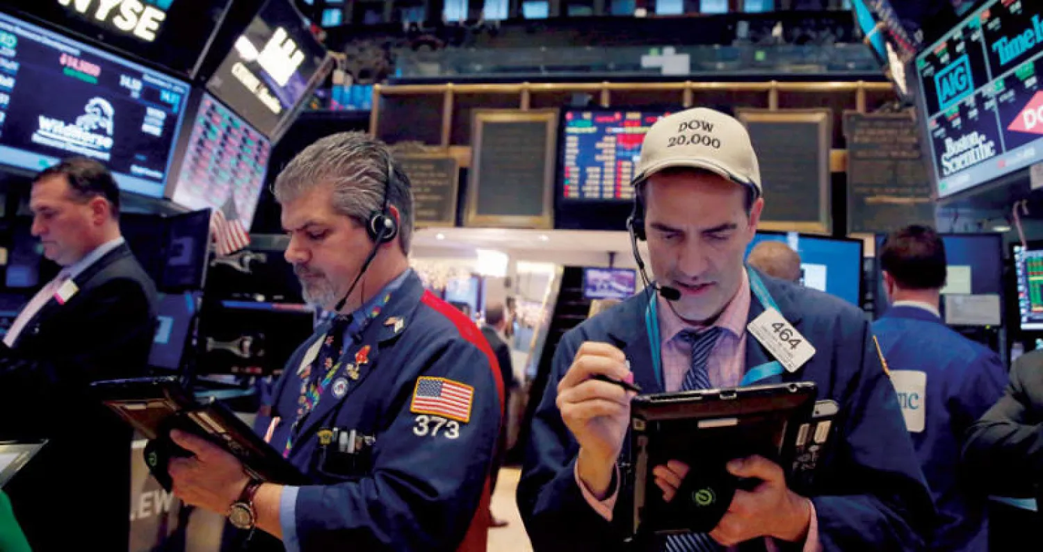 ختام قياسي مشرق لأسبوع حافل بالتوتر في الأسواق العالمية