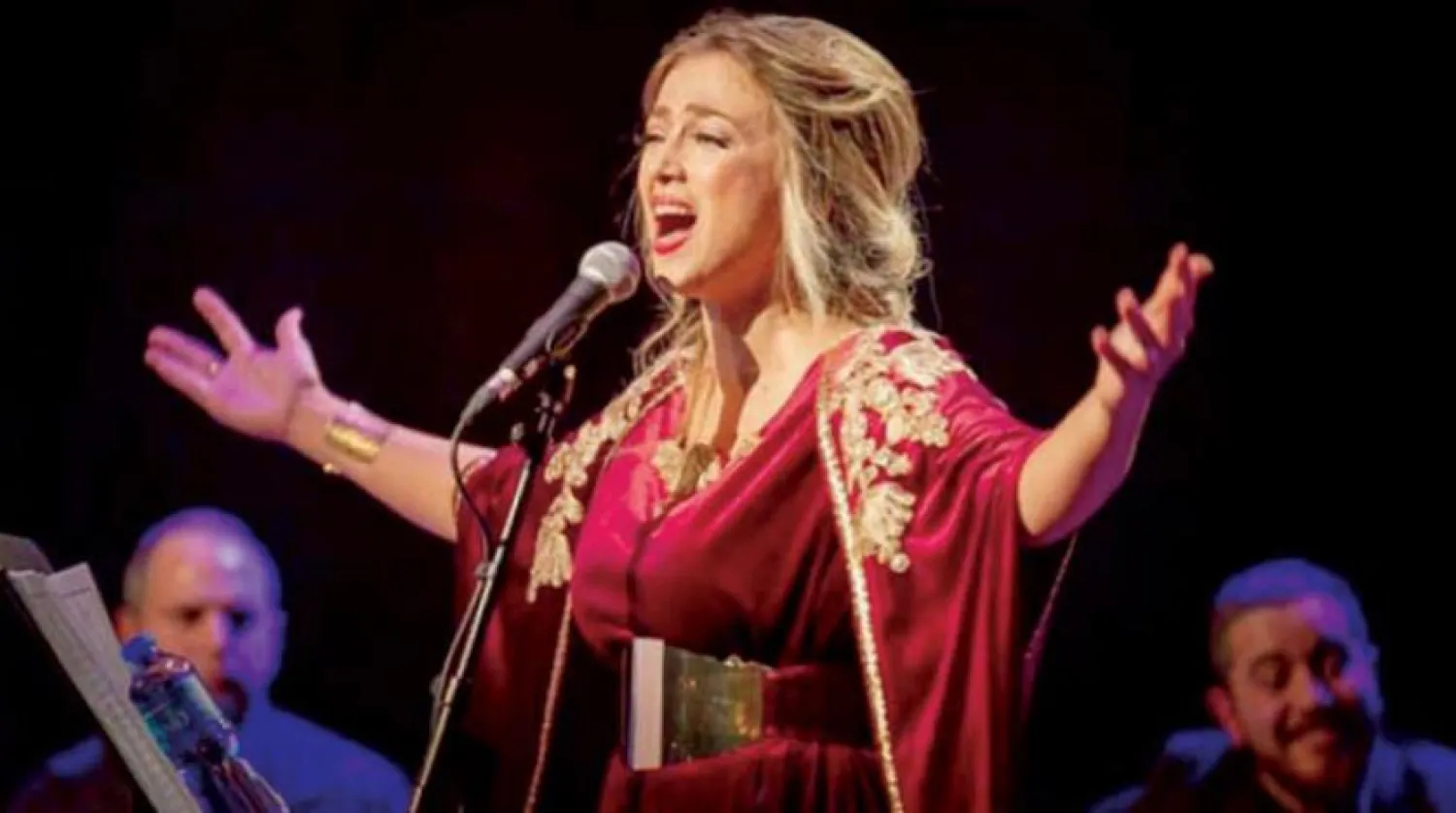 دلال ابو آمنه خواننده فلسطینی