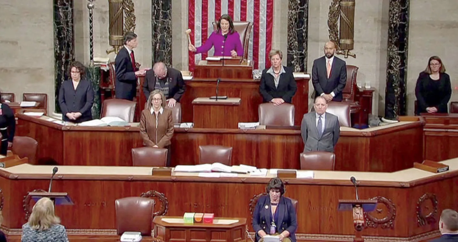 جانب من جلسة مجلس النواب قبل التصويت  على التهم الموجهة إلى ترمب أمس (رويترز)