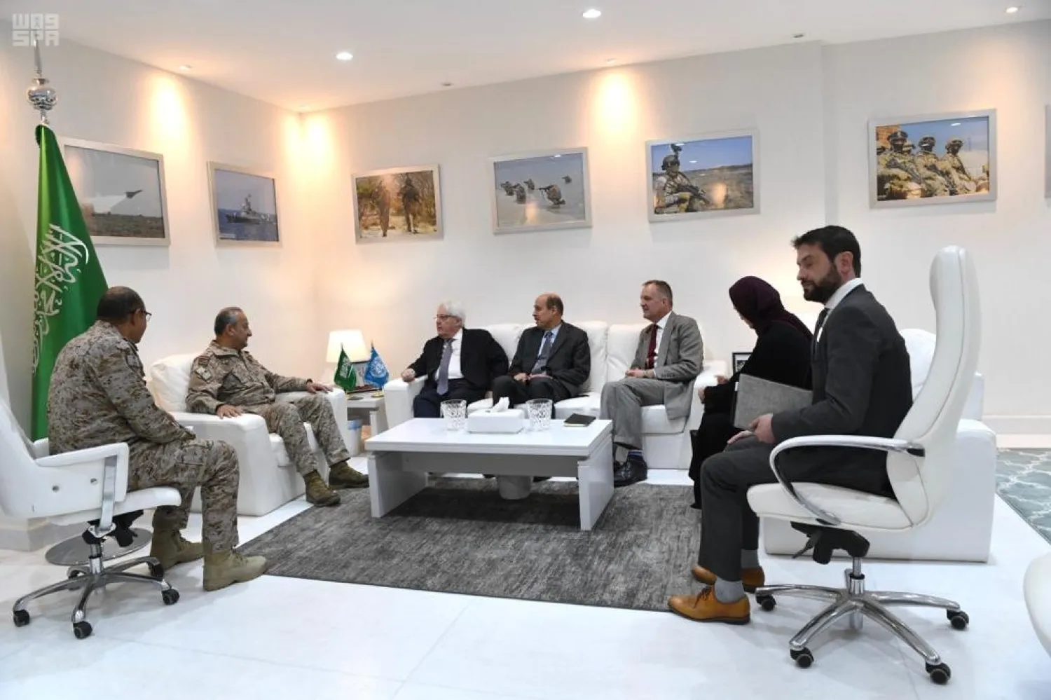 Arab Coalition Joint Forces Commander receives the UN Special Envoy for Yemen. (SPA)