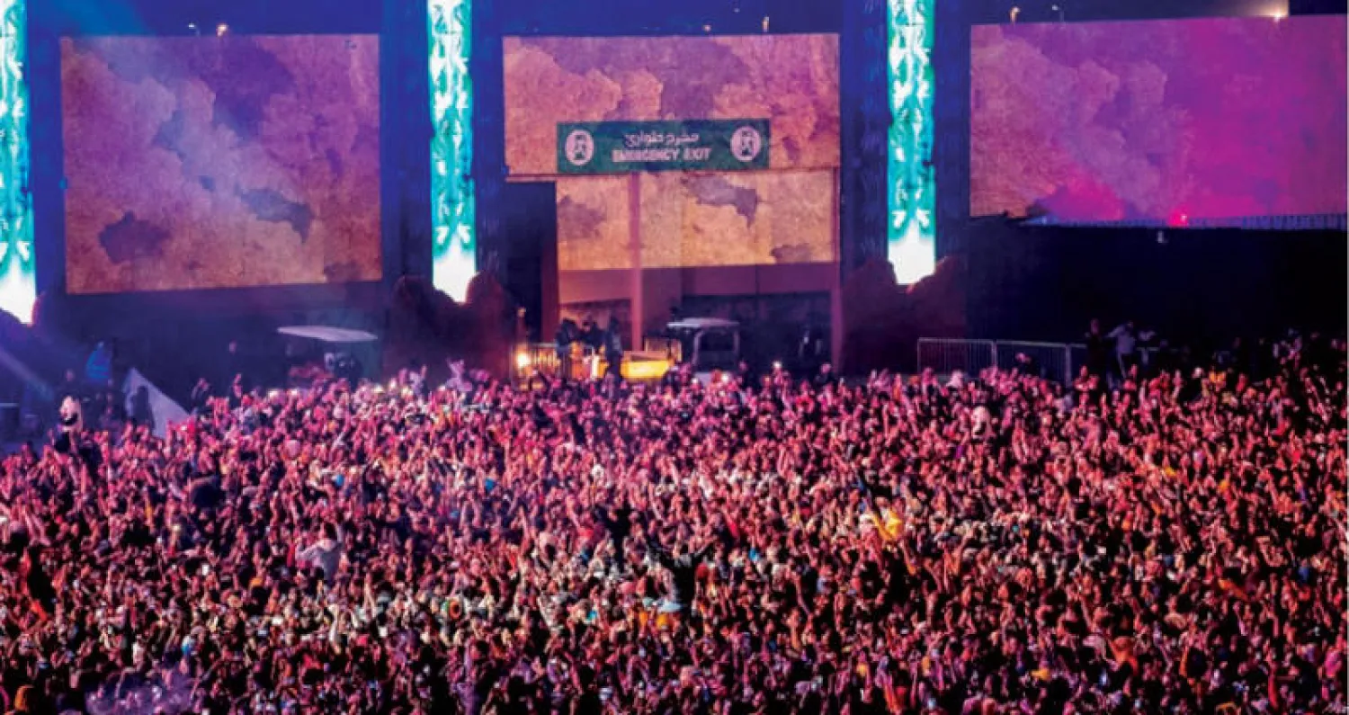 جانب من الحضور في «ميدل بيست» أمس (تصوير: سعد الدوسري)